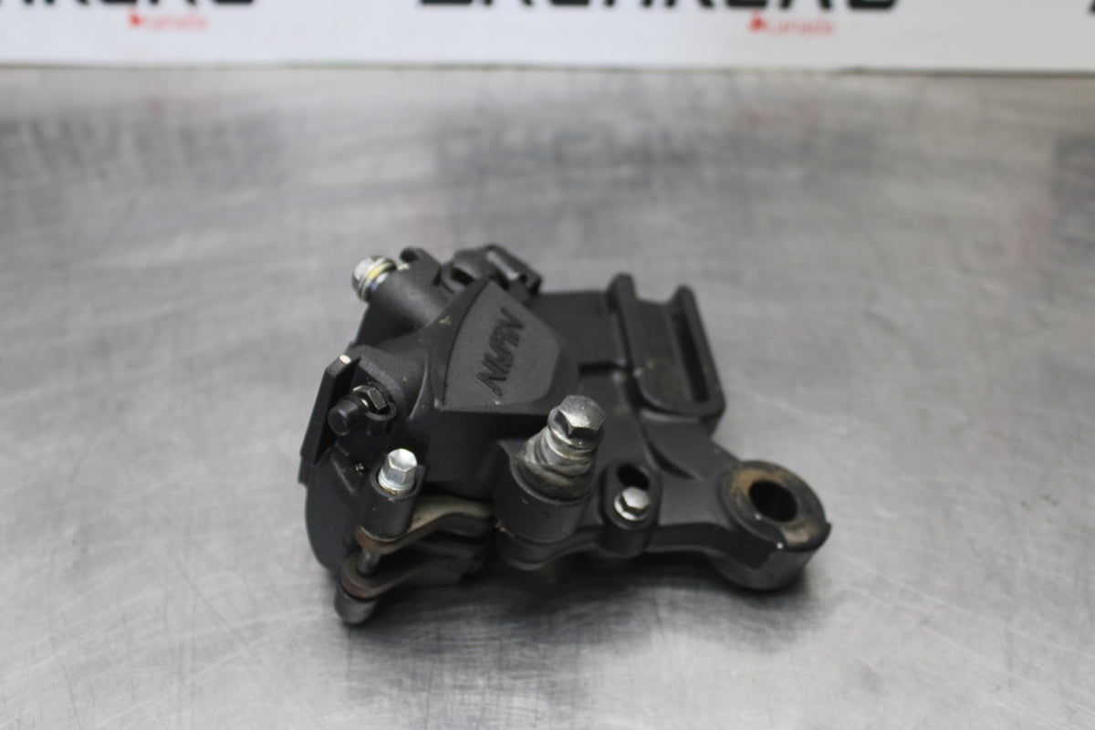 23-26 KAWASAKI NINJA ZX4RR REAR BACK BRAKE CALIPER W MOUNT BRACKET BB872