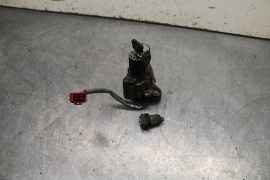 99-00 YAMAHA V STAR 1100 IGNITION LOCK W KEY  BB711