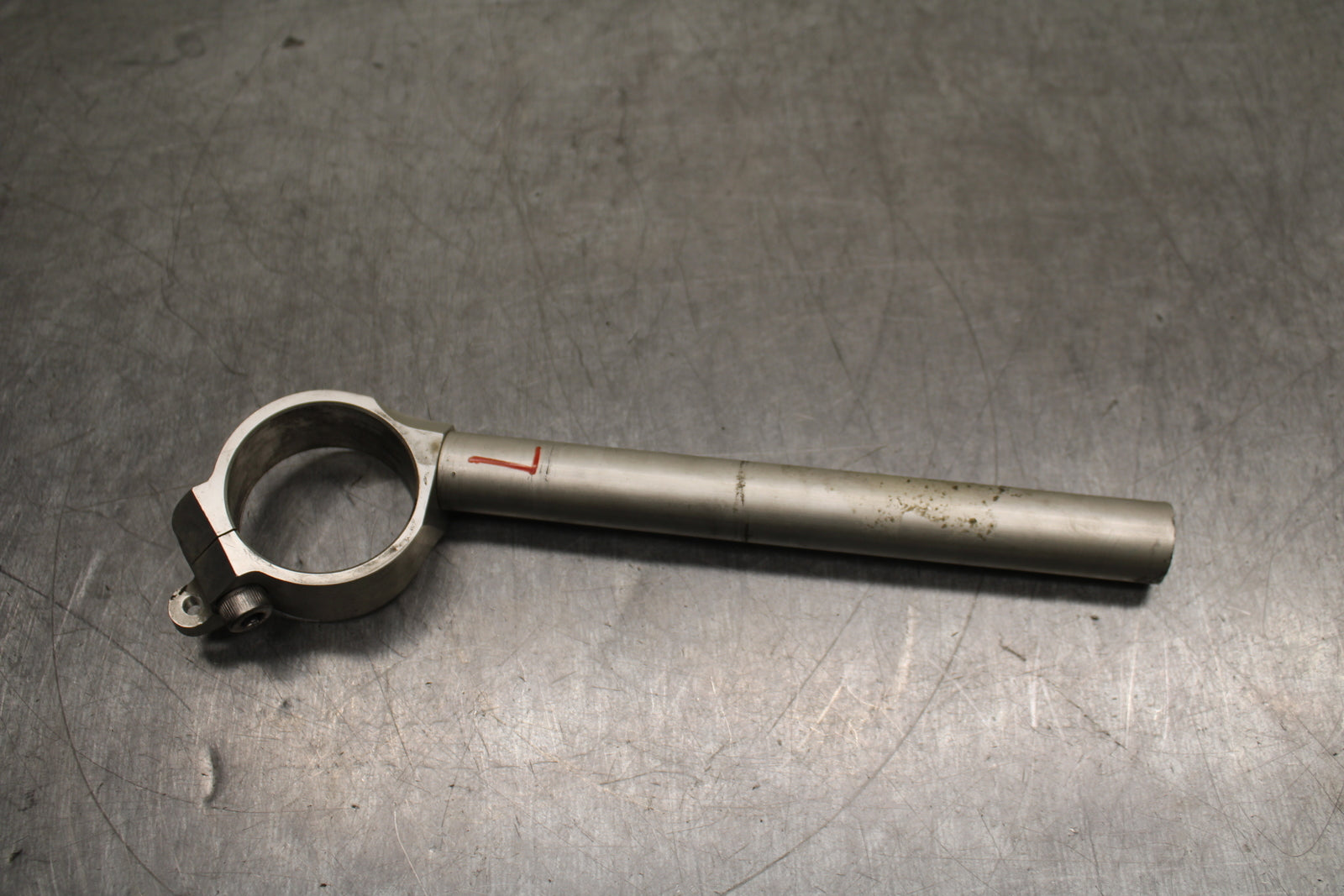 00-01 YAMAHA YZF R1 LEFT CLIP ON HANDLEBAR BB755