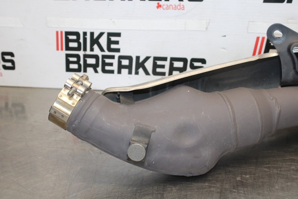 16 APRILIA TUONO V4 1100 EXHAUST PIPE MUFFLER SLIP ON CAN SILENCER BB905