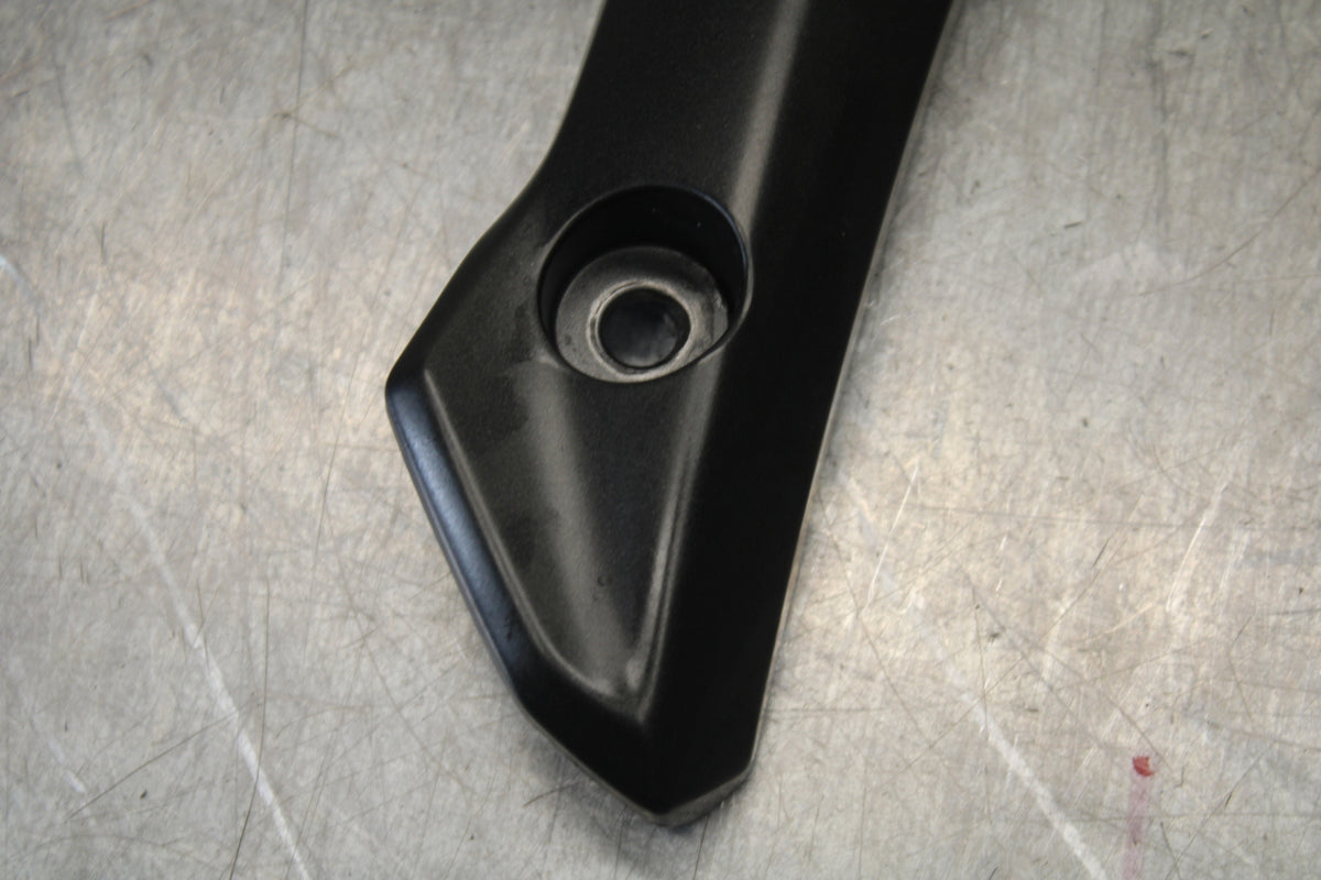 17-24 SUZUKI SV650 RIGHT LEFT FRAME MID SIDE COVERS COWLS PANELS TRIM BB706