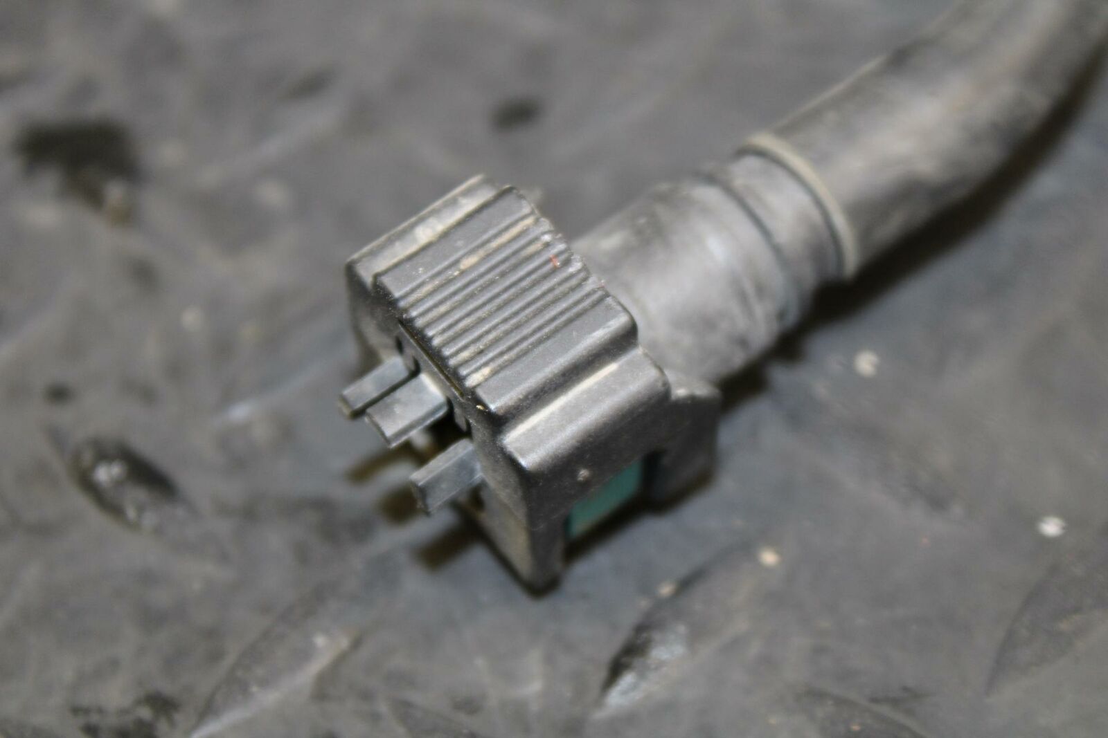 07 YAMAHA YZF R1 FUEL HOSE GAS LINE TUBE PIPE BB191