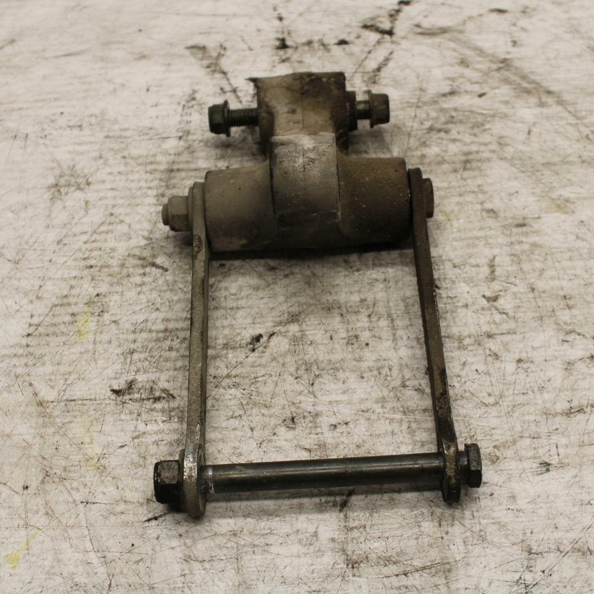 02-03 YAMAHA V STAR 1100 REAR  SHOCK ABSORBER LINK  BB308