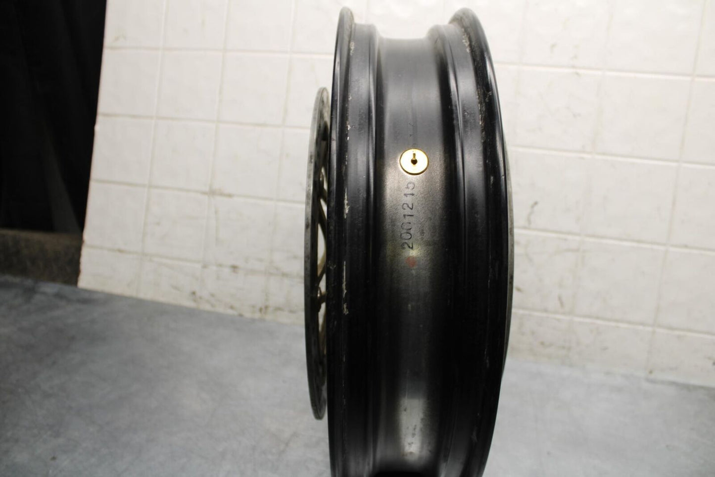 2000 Kawasaki Ninja ZX12R ZX1200A FRONT LEFT RIGHT BRAKE ROTORS AND WHEEL BB565