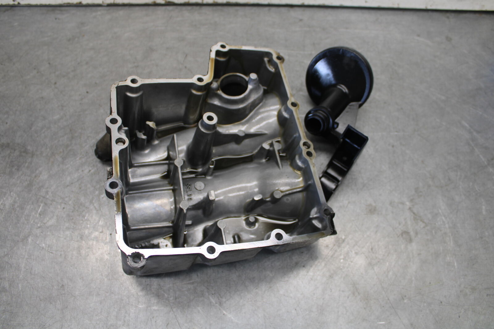 08-09 YAMAHA YZF R6S ENGINE MOTOR BOTTOM OIL PAN COVER  BB690