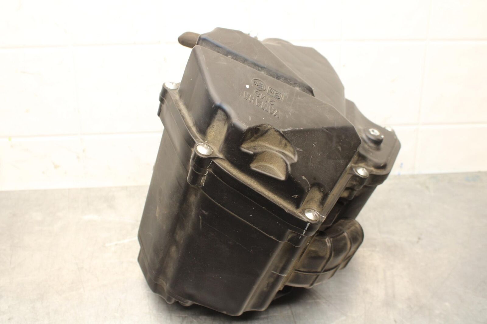 19-21 YAMAHA YZF R3 AIRBOX AIR INTAKE FILTER BOX 1WD-E4422-00-00 BB588