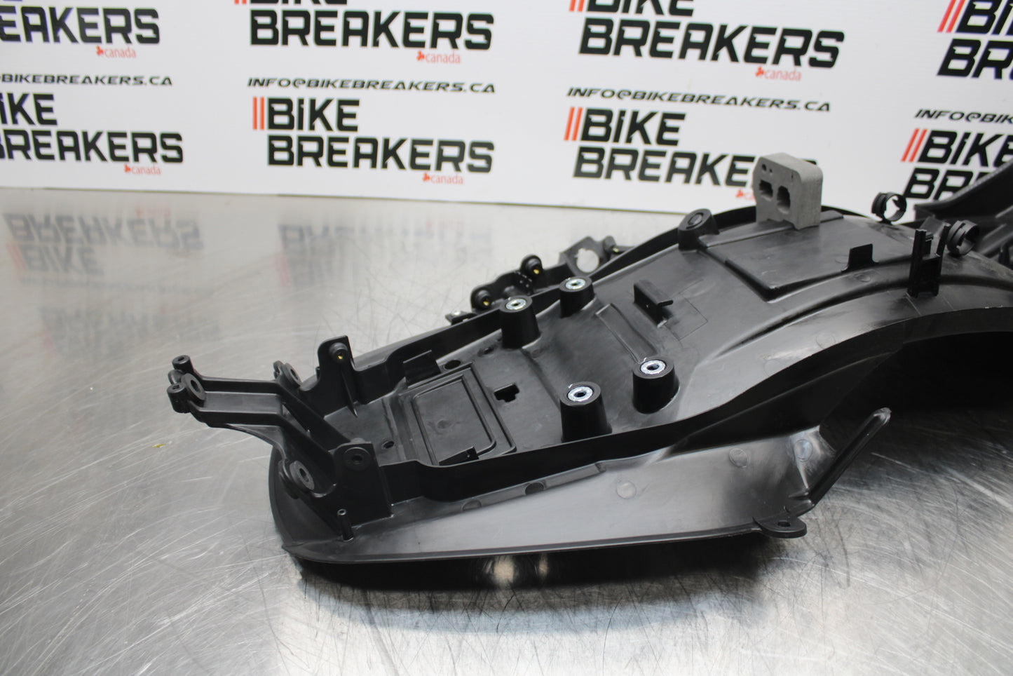 23-24 KAWASAKI NINJA ZX14R NEW!! REAR BACK TAIL UNDERTAIL FAIRING FENDER BB153