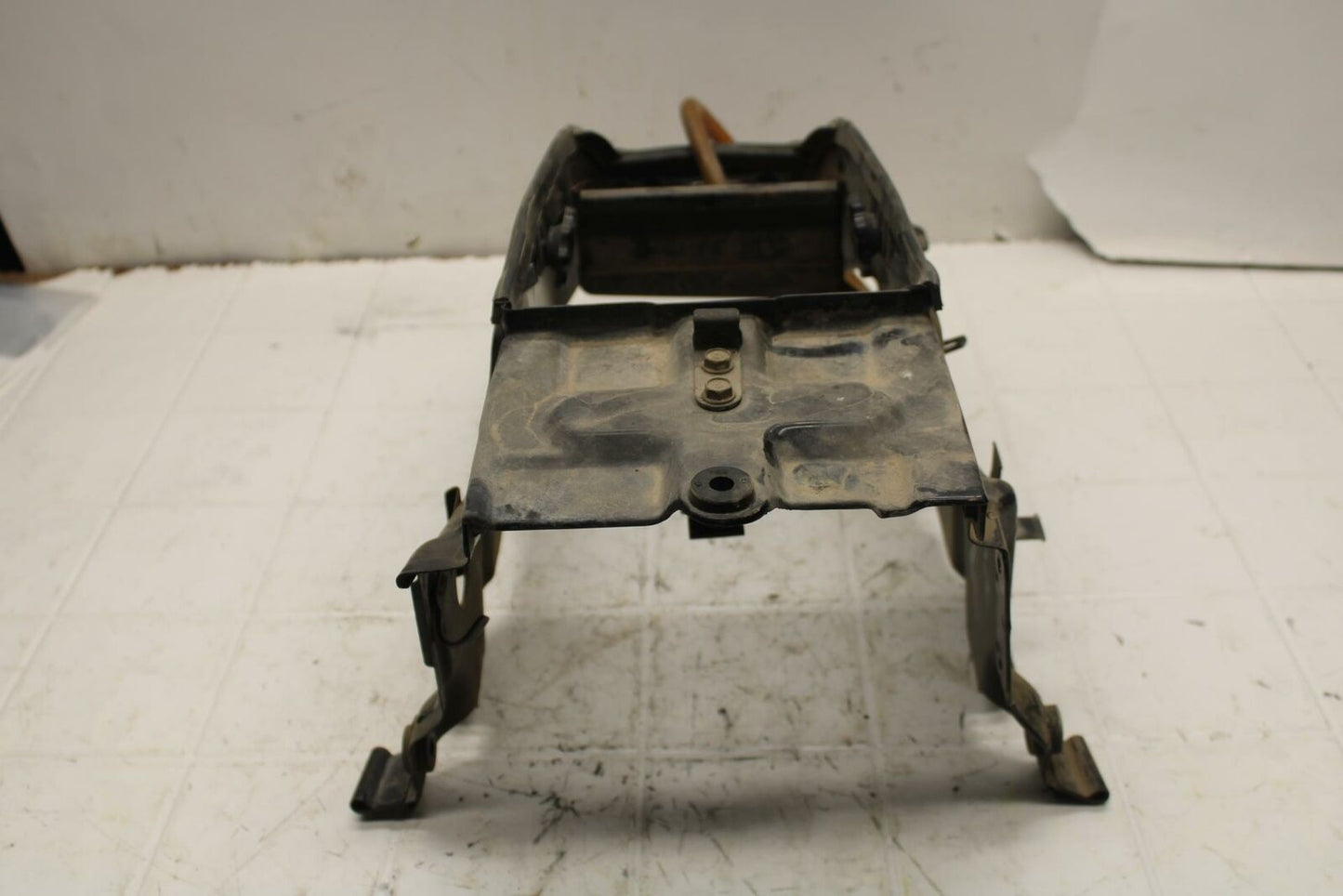 78-79 HONDA GOLDWING 1000 GAS CAP COVER  PANELSUPPORT FAIRING BRACKET BB406