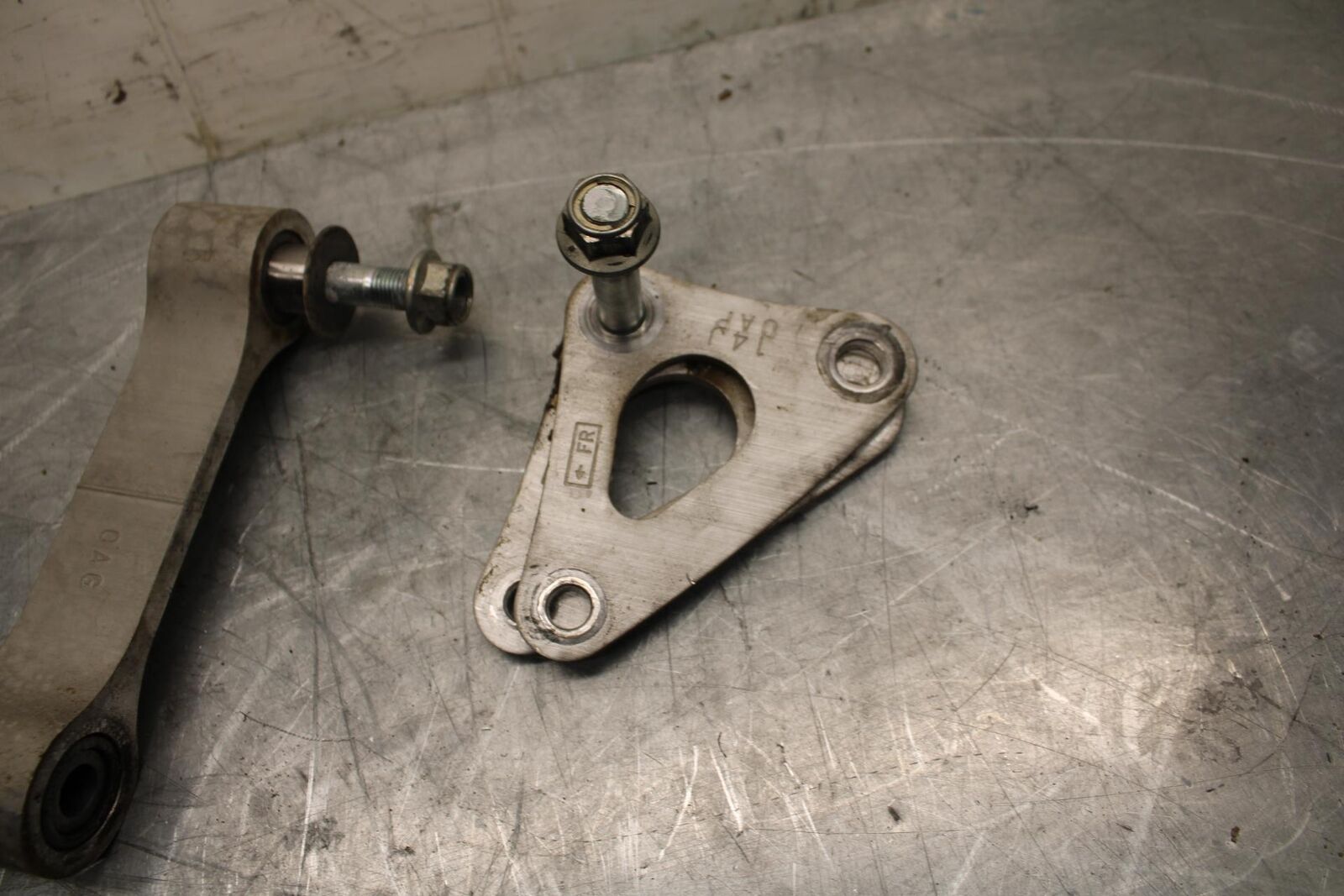 15-21 SUZUKI GSXR600 REAR DOGBONE SHOCK LINKAGE LINK BB463