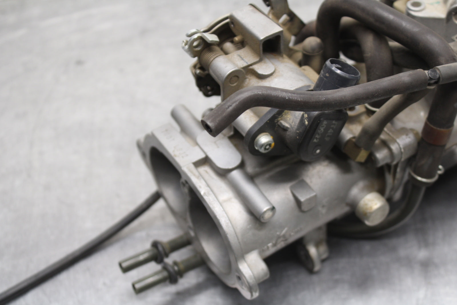 05-08 KAWASAKI VULCAN 1500 VN1500N CLASSIC THROTTLE BODY BODIES BB133