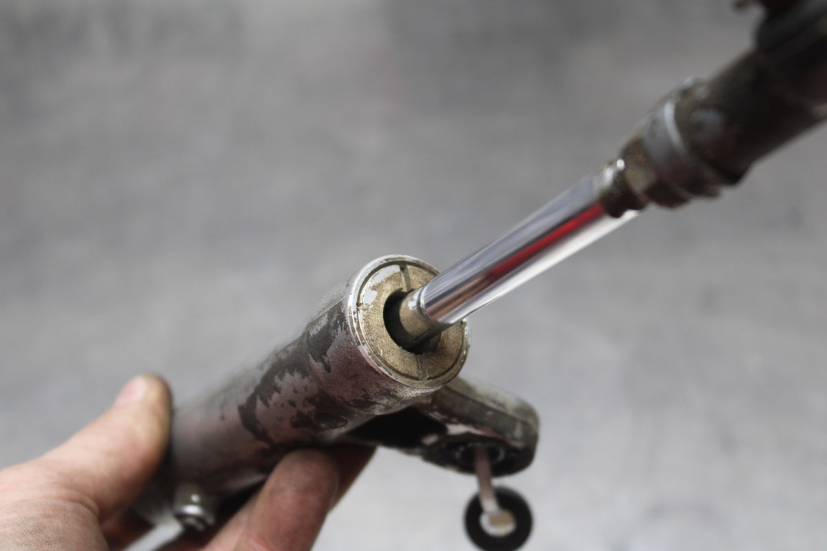 00 SUZUKI GSXR750 STEERING DAMPER STABILIZER BB820