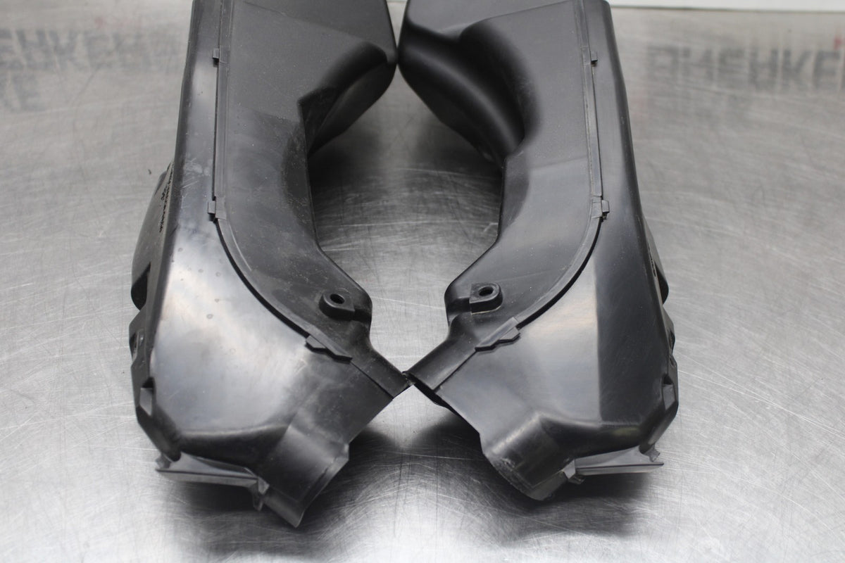 11-24 SUZUKI GSXR750 RIGHT LEFT AIR INTAKE DUCTS BB880