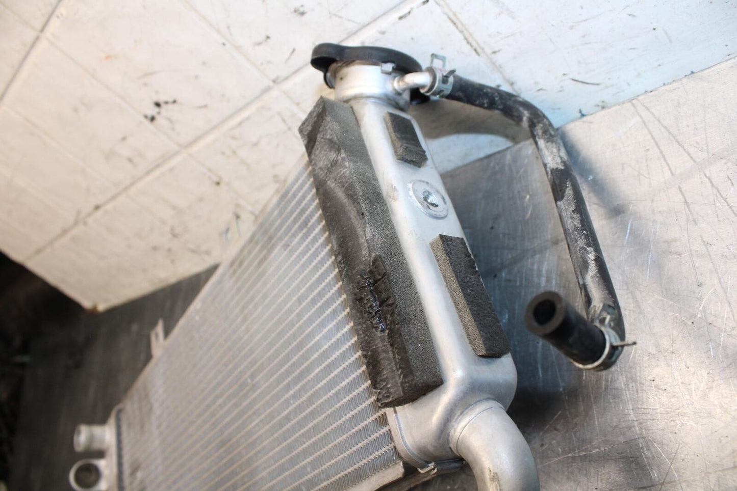 15-17 KAWASAKI EX 650 NINJA  ABS ENGINE RADIATOR MOTOR COOLER COOLING BB494