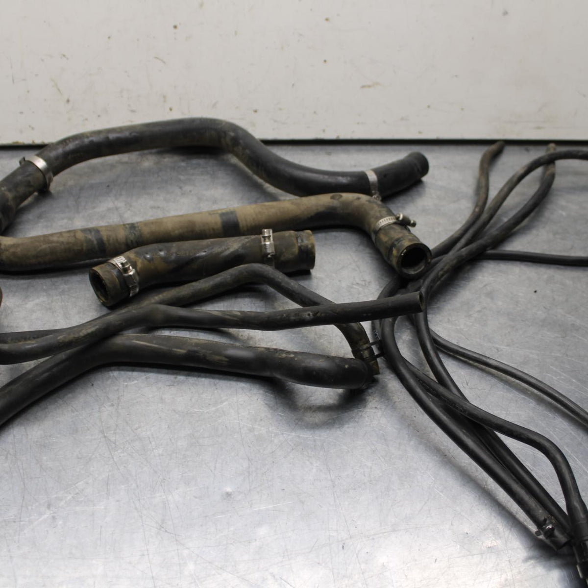 08-11 TRIUMPH SPEED TRIPLE RADIATOR HOSES ENGINE COOLANT WATER PIPES HOSE BB102