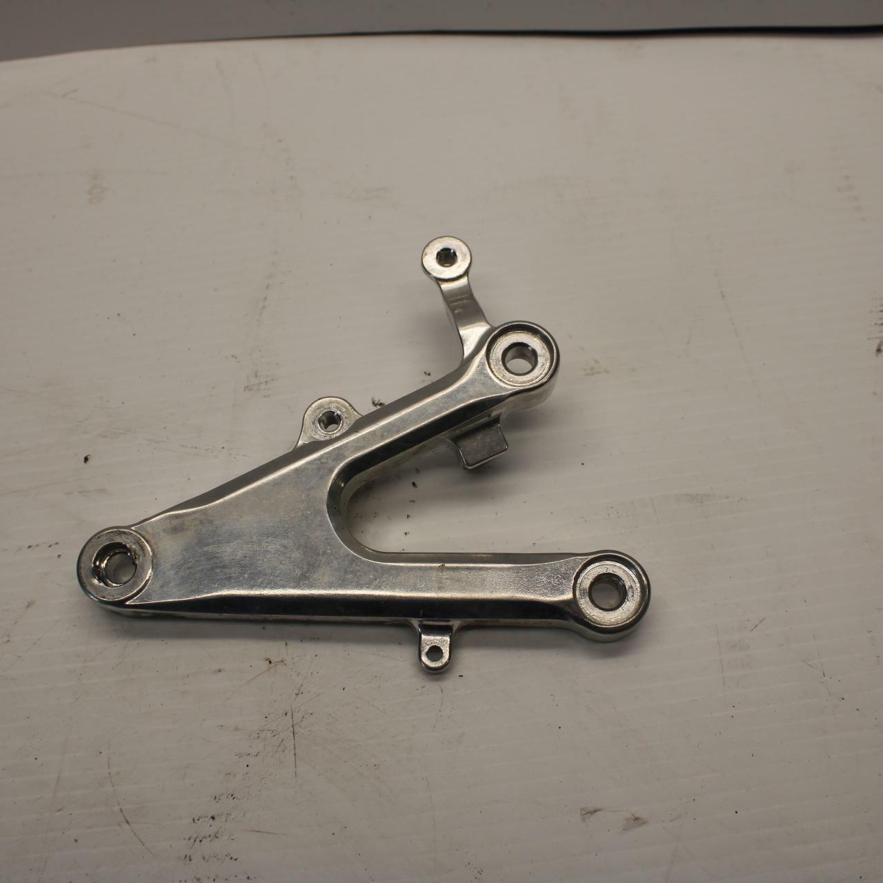 05 YAMAHA YZF R6S RIGHT REARSET REAR SET DRIVER FOOT PEG REST STOP BB169