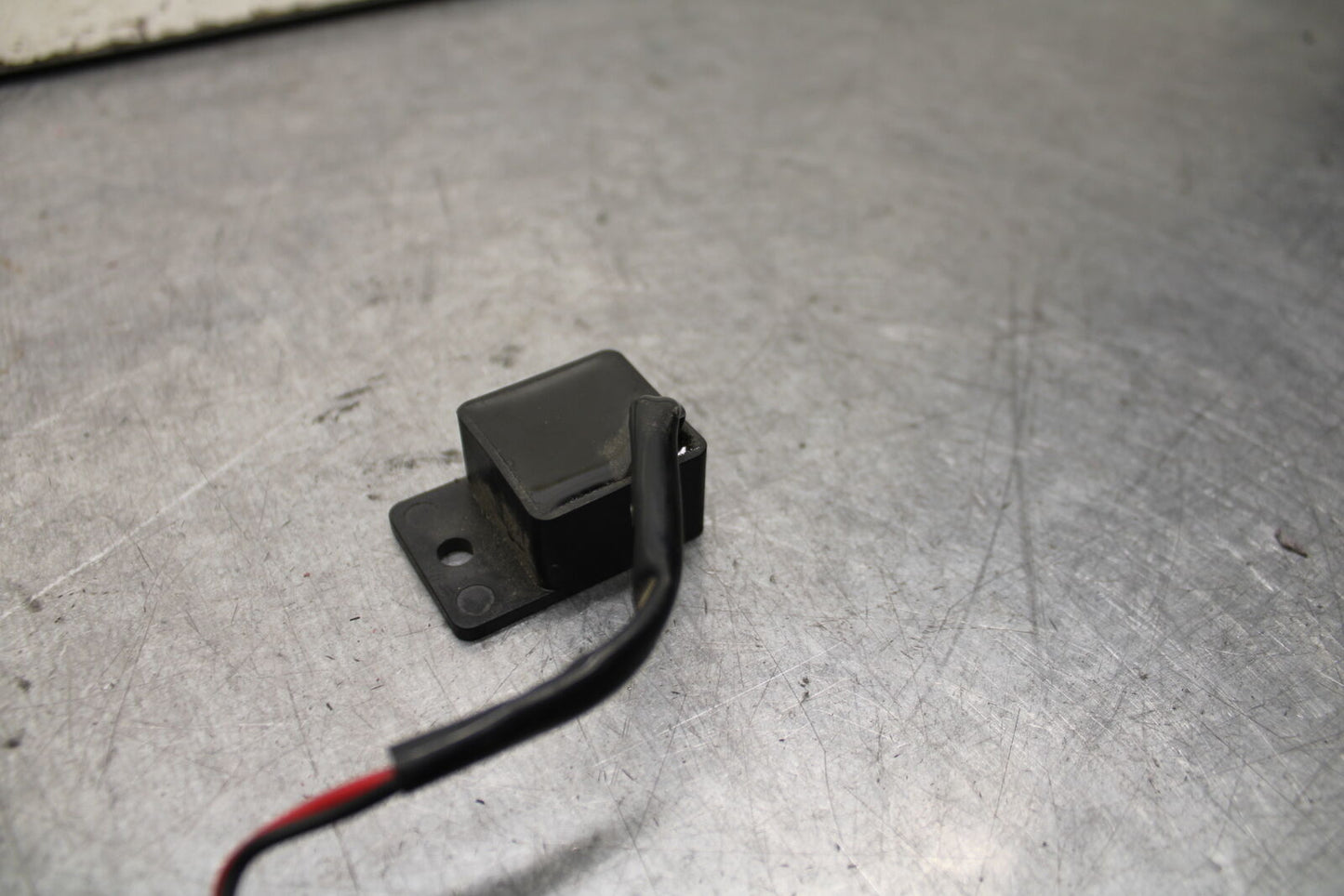 16 KAWASAKI NINJA ZX10R TURN SIGNAL BLINKER RELAY FLASHER SWITCH BB650