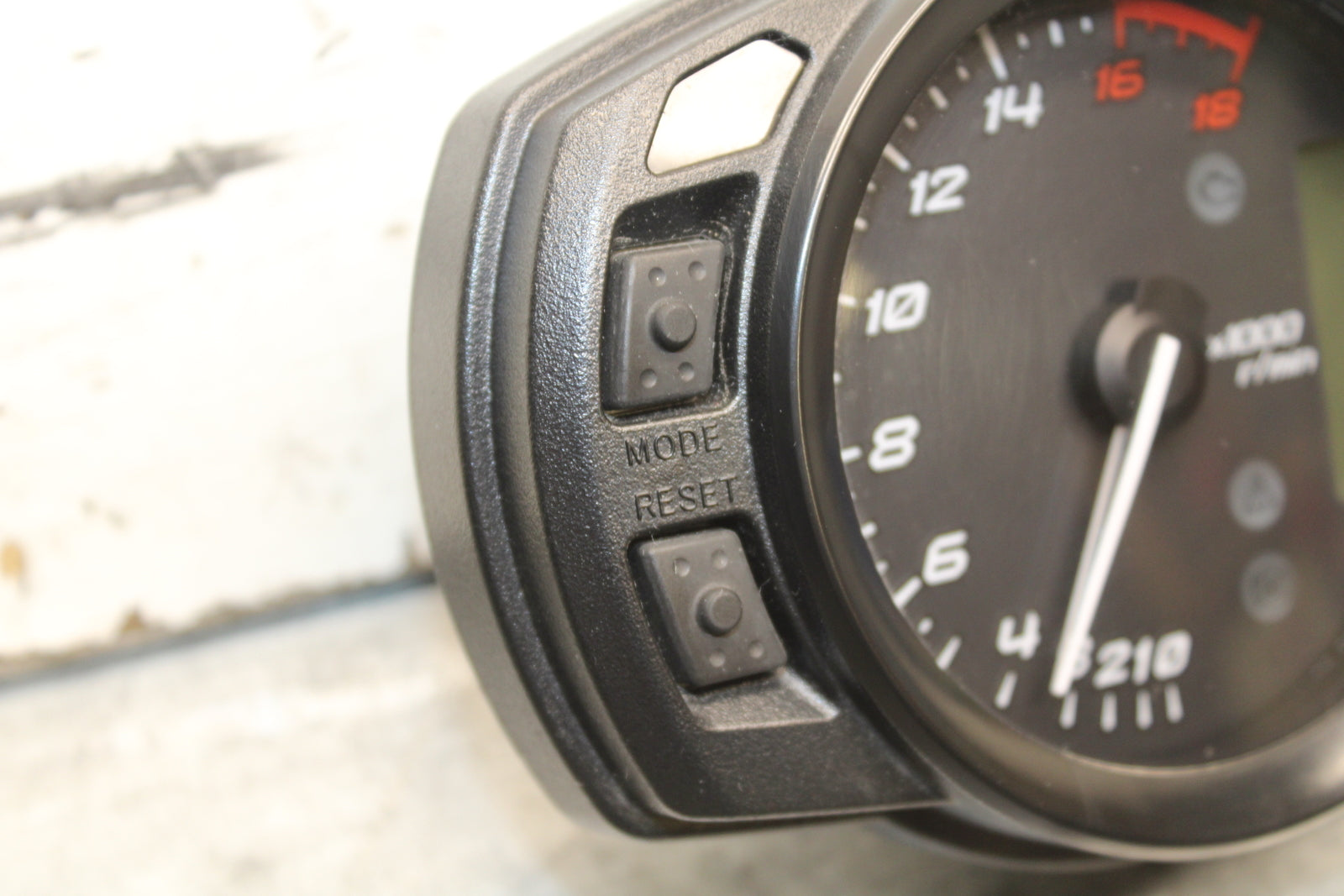 13-18 KAWASAKI NINJA ZX6R SPEEDO TACH GAUGES DISPLAY CLUSTER SPEEDOMETER BB666