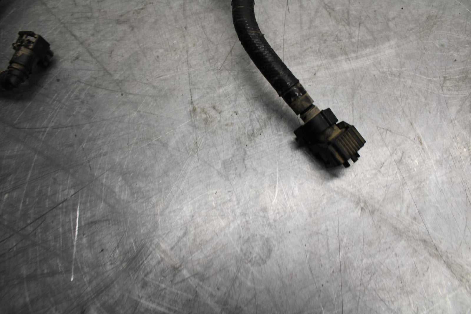 17-19 YAMAHA FZ09 FUEL HOSE GAS LINE  BB480