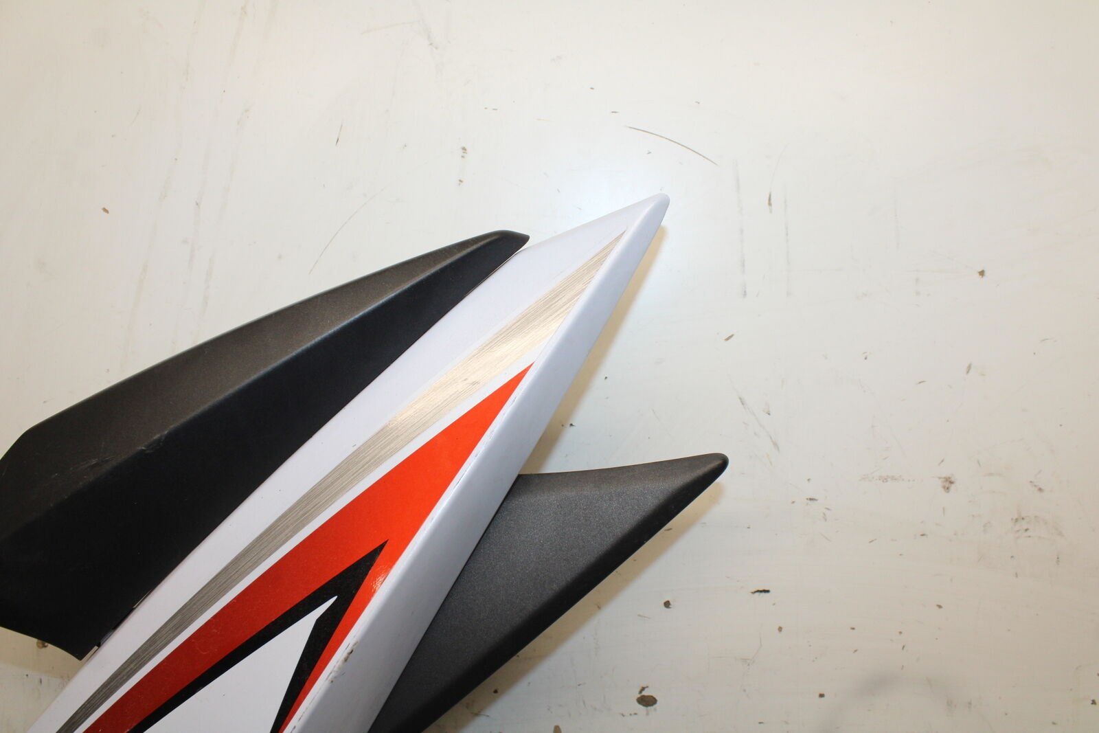 12-13 KAWASAKI Z1000 LEFT FRONT UPPER MID SIDE FAIRING COWL PLASTIC BB743