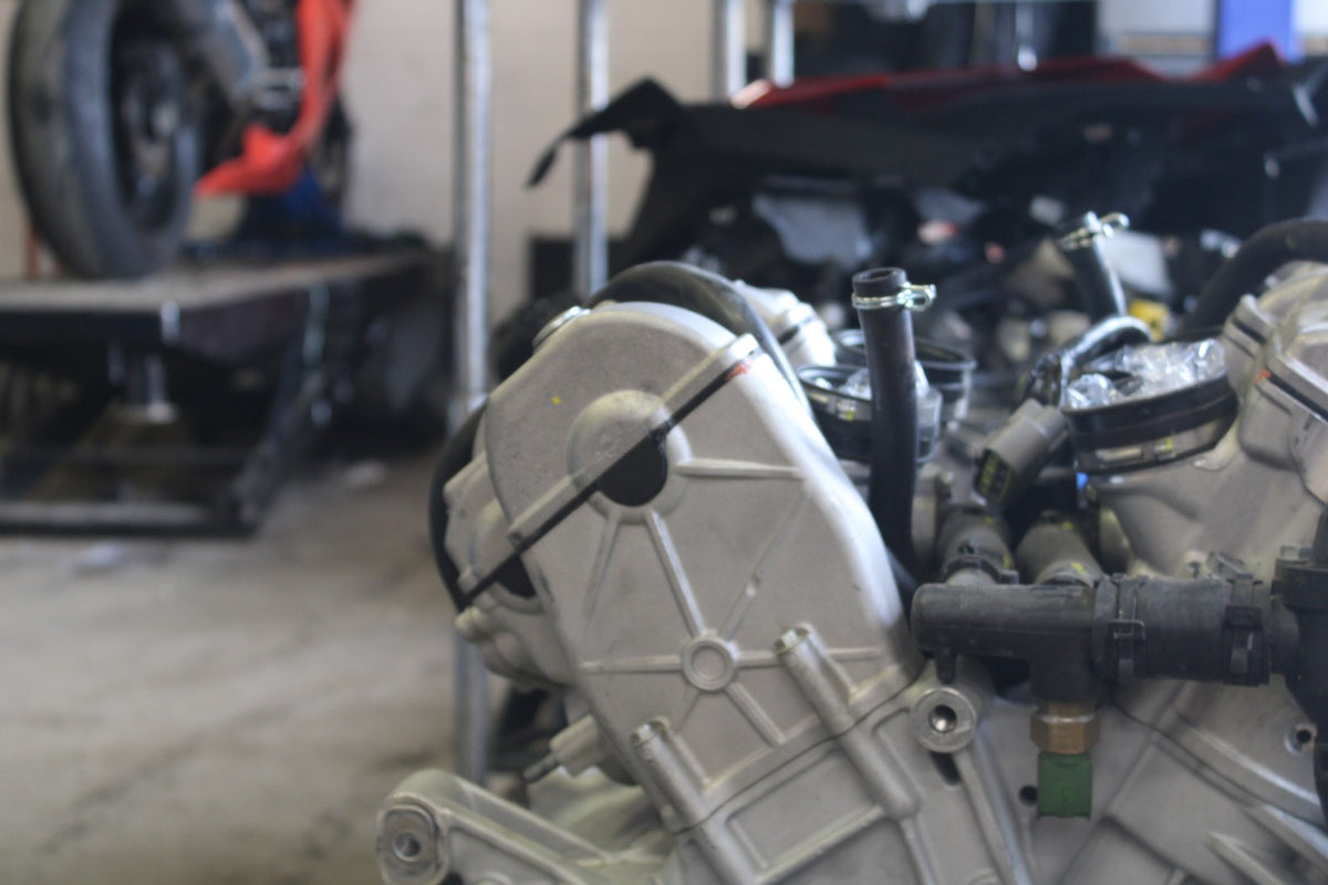 24 APRILIA TUONO V4 1100 FACTORY ABS ENGINE MOTOR BB887