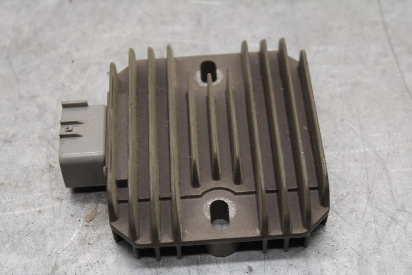 2015 Kawasaki Ninja 300 EX300 RECTIFIER VOLTAGE REGULATOR BB61