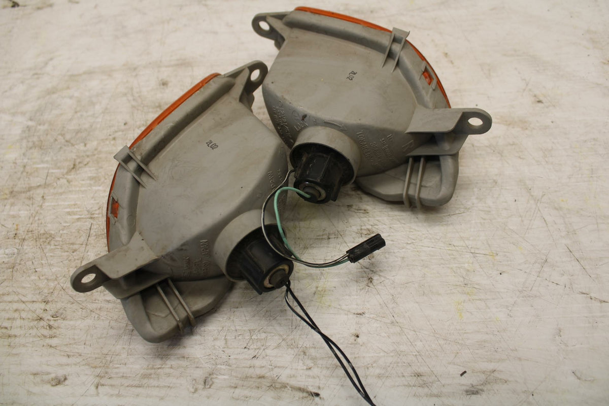 00-07 SUZUKI HAYABUSA FRONT LEFT RIGHT TURN SIGNALS LIGHT INDICATORS BB281