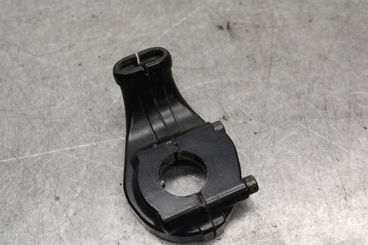 07-08 YAMAHA YZF R1 THROTTLE CABLE LINE HOUSING GUIDE BB675