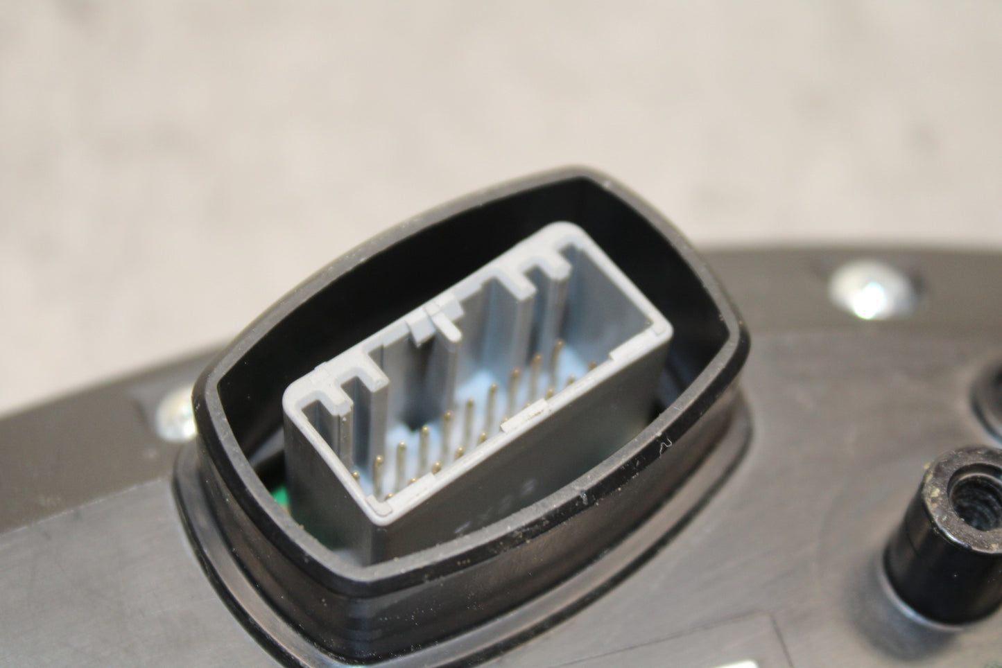 13-18 KAWASAKI NINJA ZX6R SPEEDO TACH GAUGES DISPLAY CLUSTER SPEEDOMETER BB666