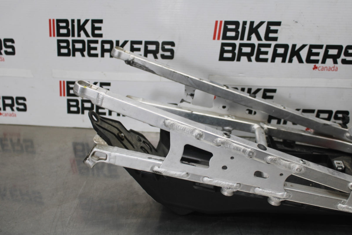 15 APRILIA RSV4 FACTORY APRC ABS REAR SUBFRAME BACK SUB FRAME BB901