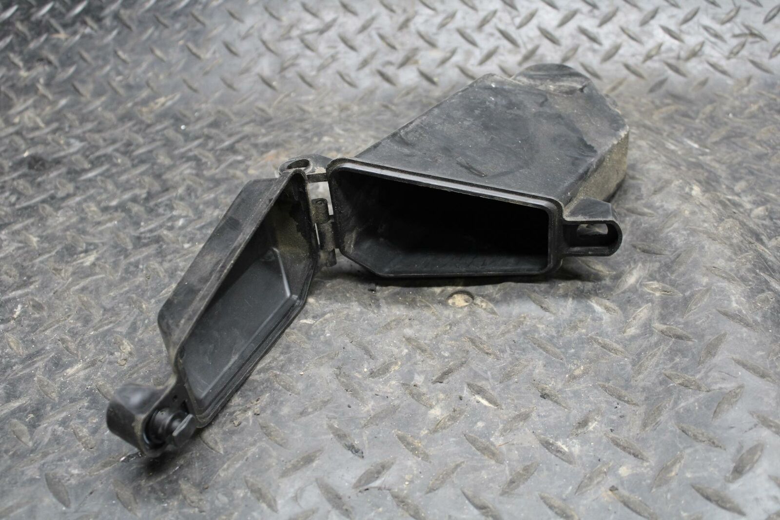 03-04 HONDA CBR600RR OEM TOOL BOX HOLDER CASE BB218