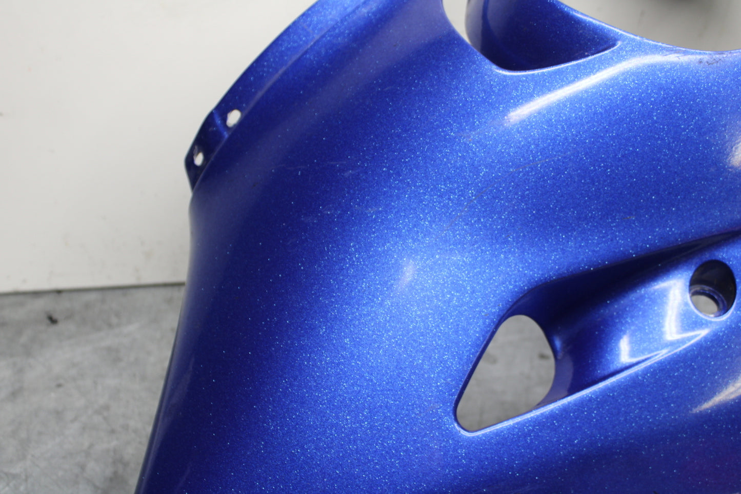 99-02 YAMAHA YZF R6 LEFT LOWER BOTTOM BELLY SIDE FAIRING COWL BB246