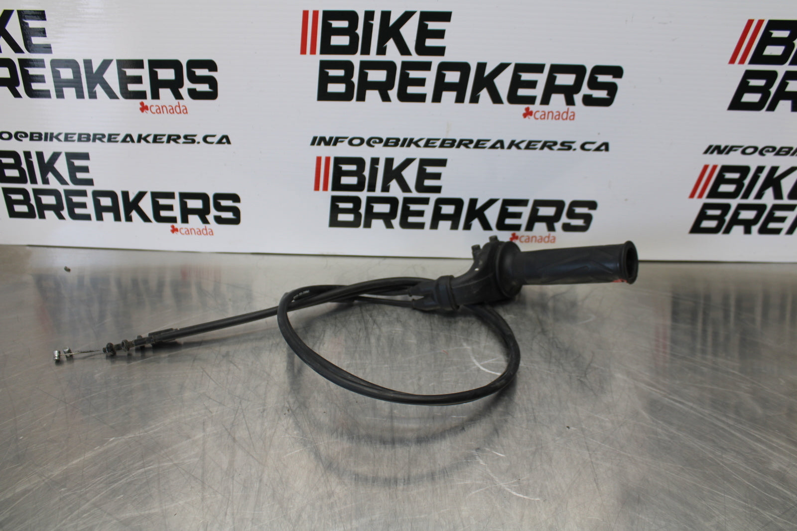 14-17 YAMAHA FZ07 THROTTLE CABLE LINE HOUSING GUIDE BB162