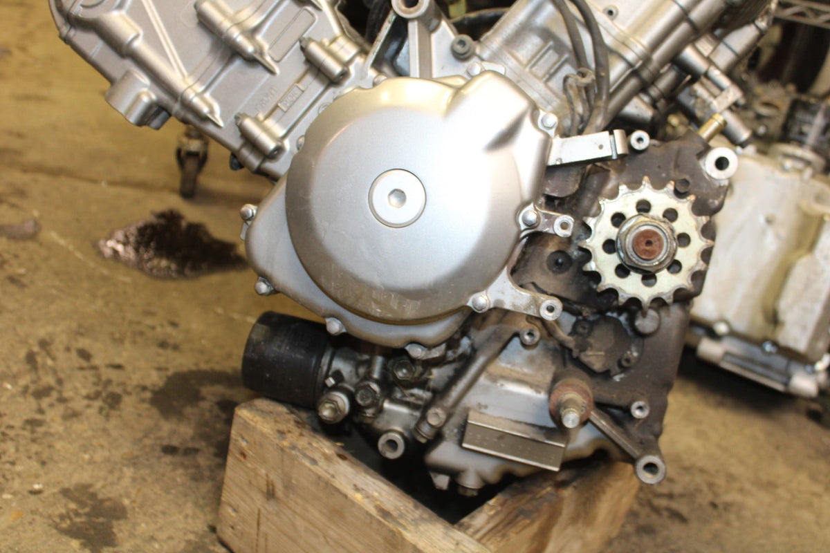 06 SUZUKI SV650S ENGINE MOTOR BB783
