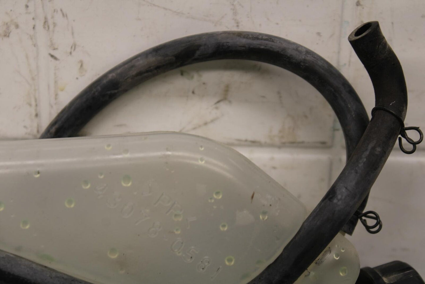 16-20 KAWASAKI ZX10R COOLANT WATER TANK RESERVOIR BOTTLE BB591