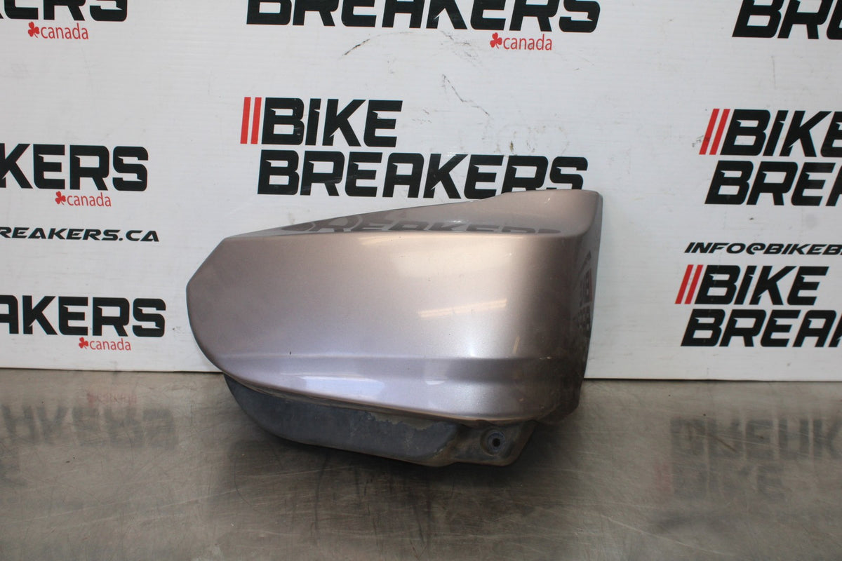 03-08 KAWASAKI VULCAN 1600 RIGHT SIDE COVER PANEL COWL BB865