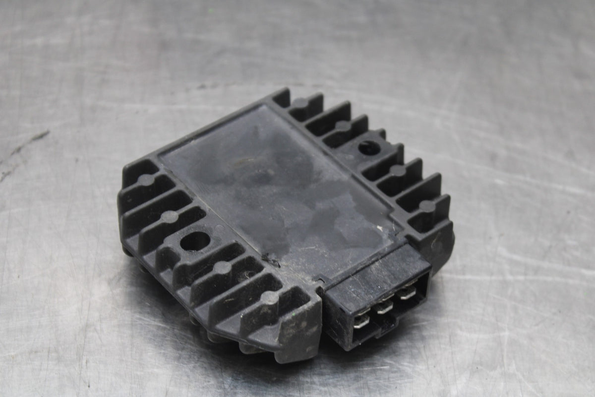 09 KAWASAKI NINJA 250R RECTIFIER VOLTAGE REGULATOR BB824