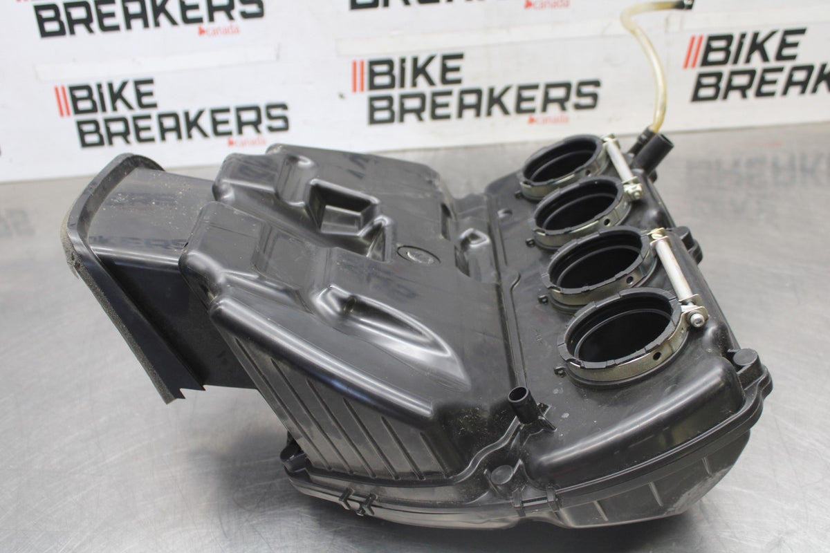 24-25 KAWASAKI NINJA ZX6R AIRBOX AIR INTAKE FILTER BOX BB939