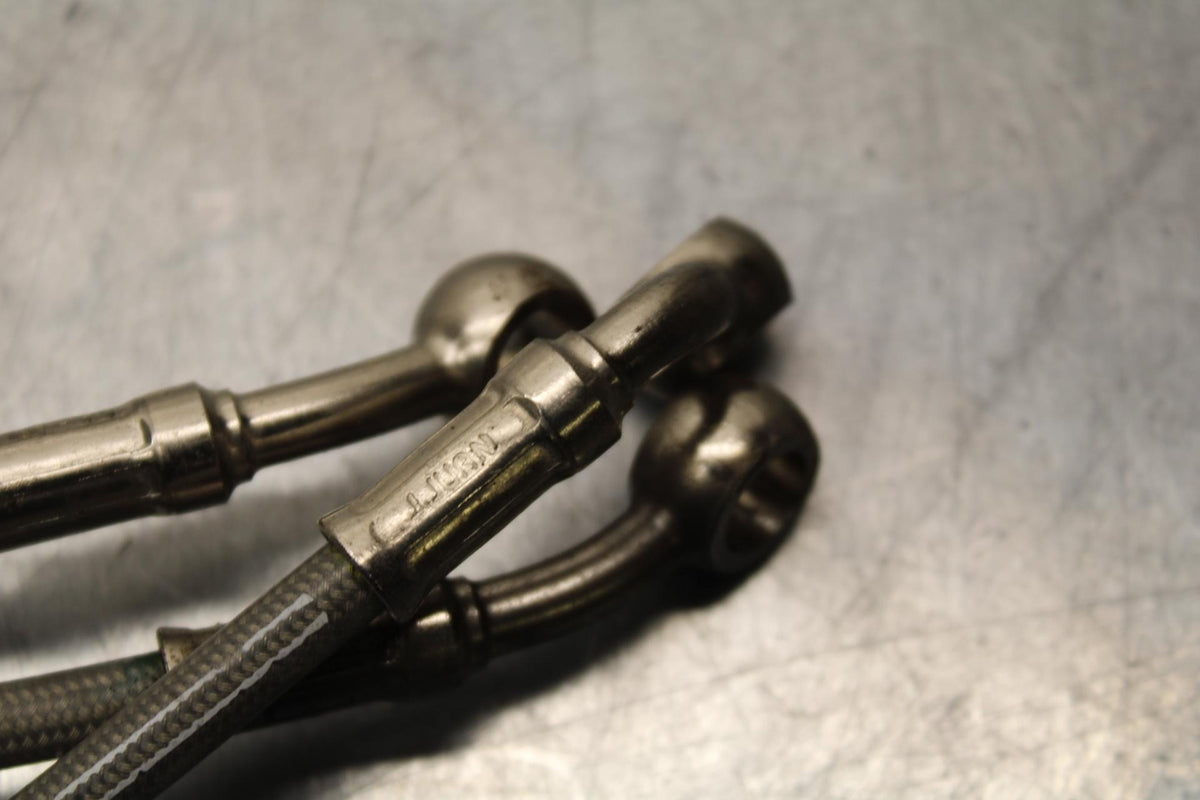 2012 Triumph Daytona 675R FRONT AND REAR SET BRAKE HOSES LINES BB589