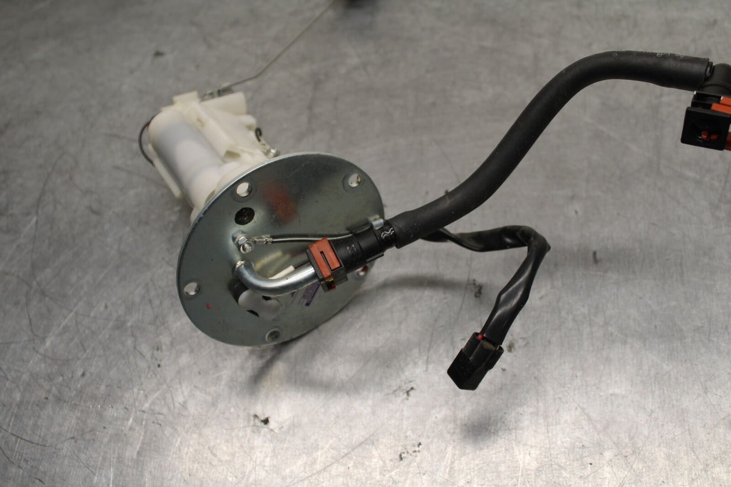 19-22 KAWASAKI Z400 FUEL PUMP GAS PETROL SENDER UNIT BB738