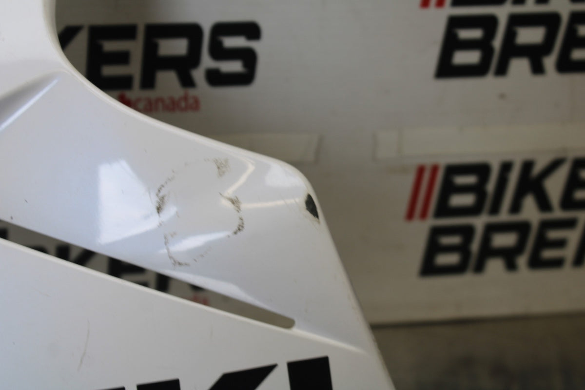 11-26 SUZUKI GSXR750 LEFT LOWER BOTTOM BELLY SIDE FAIRING COWL BB900