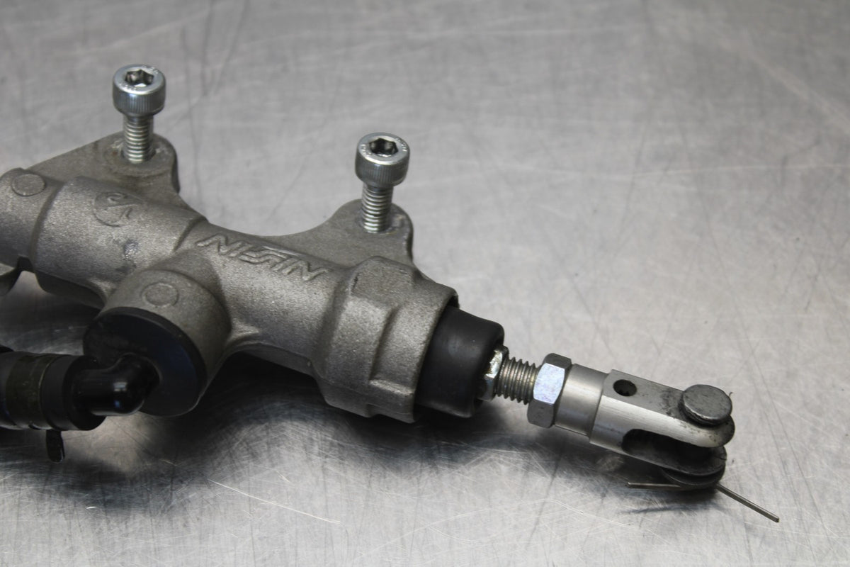 06-07 YAMAHA YZF R6 REAR BACK BRAKE MASTER CYLINDER W RESERVOIR BB763