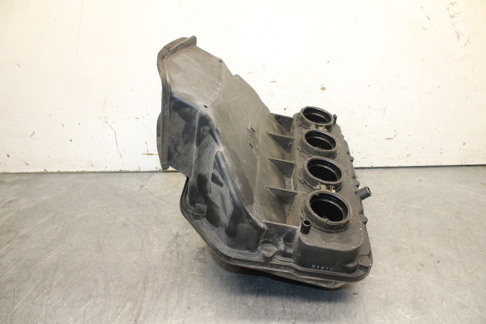 03-04 KAWASAKI NINJA ZX6RR AIRBOX AIR INTAKE FILTER BOX BB684