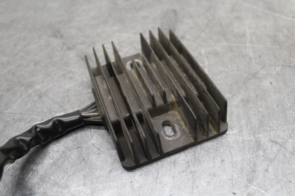 08-10 SUZUKI GSXR 600 RECTIFIER VOLTAGE REGULATOR  BB721