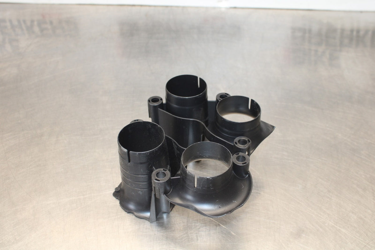 11-26 SUZUKI GSXR750 AIRBOX INTAKE VELOCITY STACKS BB882
