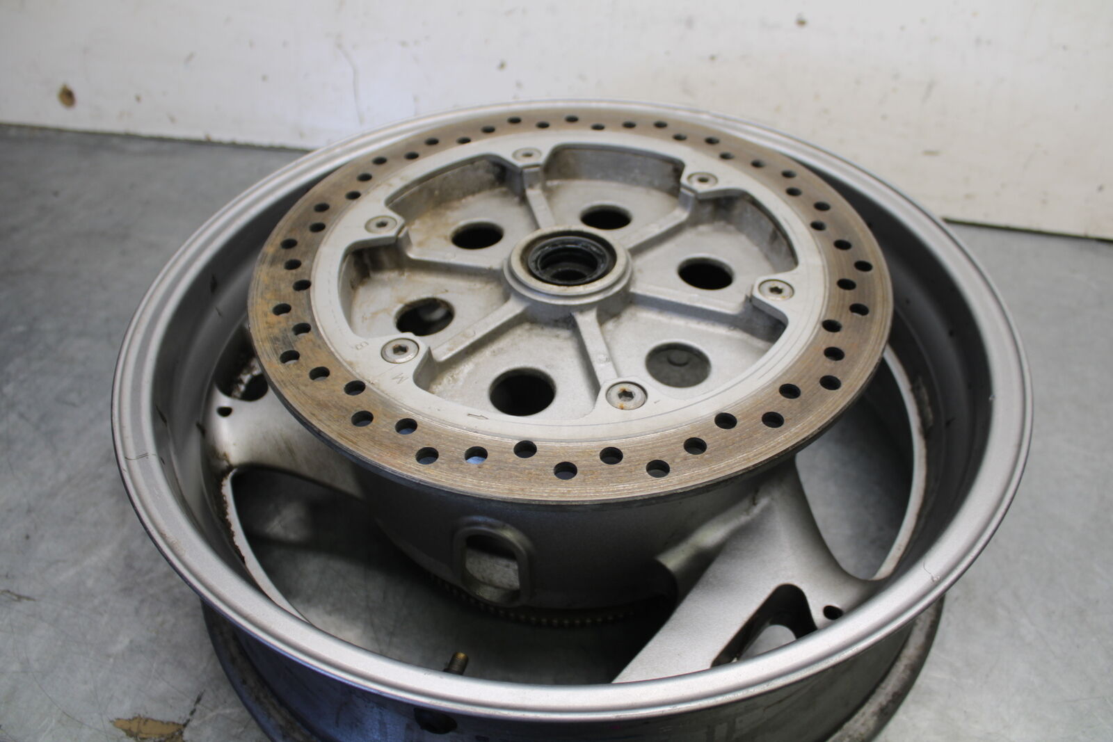 04-12 HONDA ST1300A REAR WHEEL AND ROTOR BACK BRAKE DISC (Item A) BB669