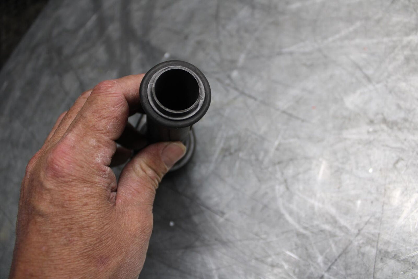 2009 Kawasaki Ninja ZX6R THROTTLE CABLE LINE HOUSING GUIDE 32099-0049 BB44