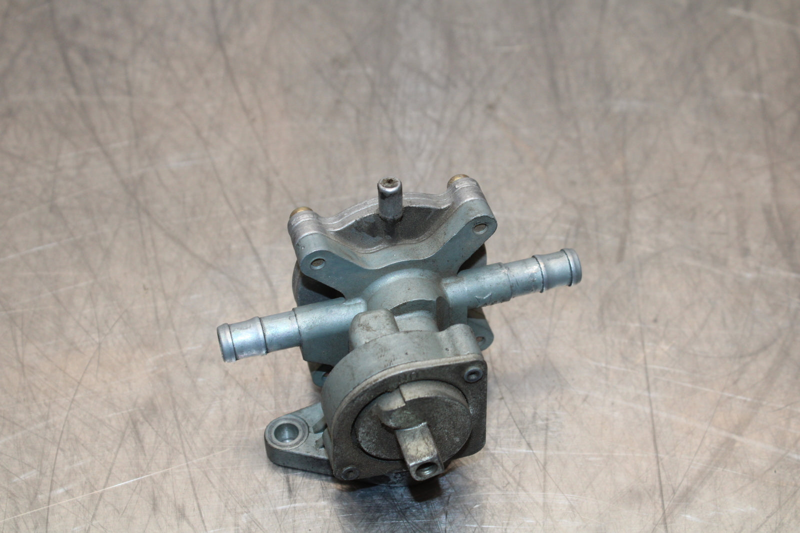 98-05 HONDA SUPER HAWK 1000 VTR1000F FUEL GAS TANK PETCOCK SHUT VALVE BB152