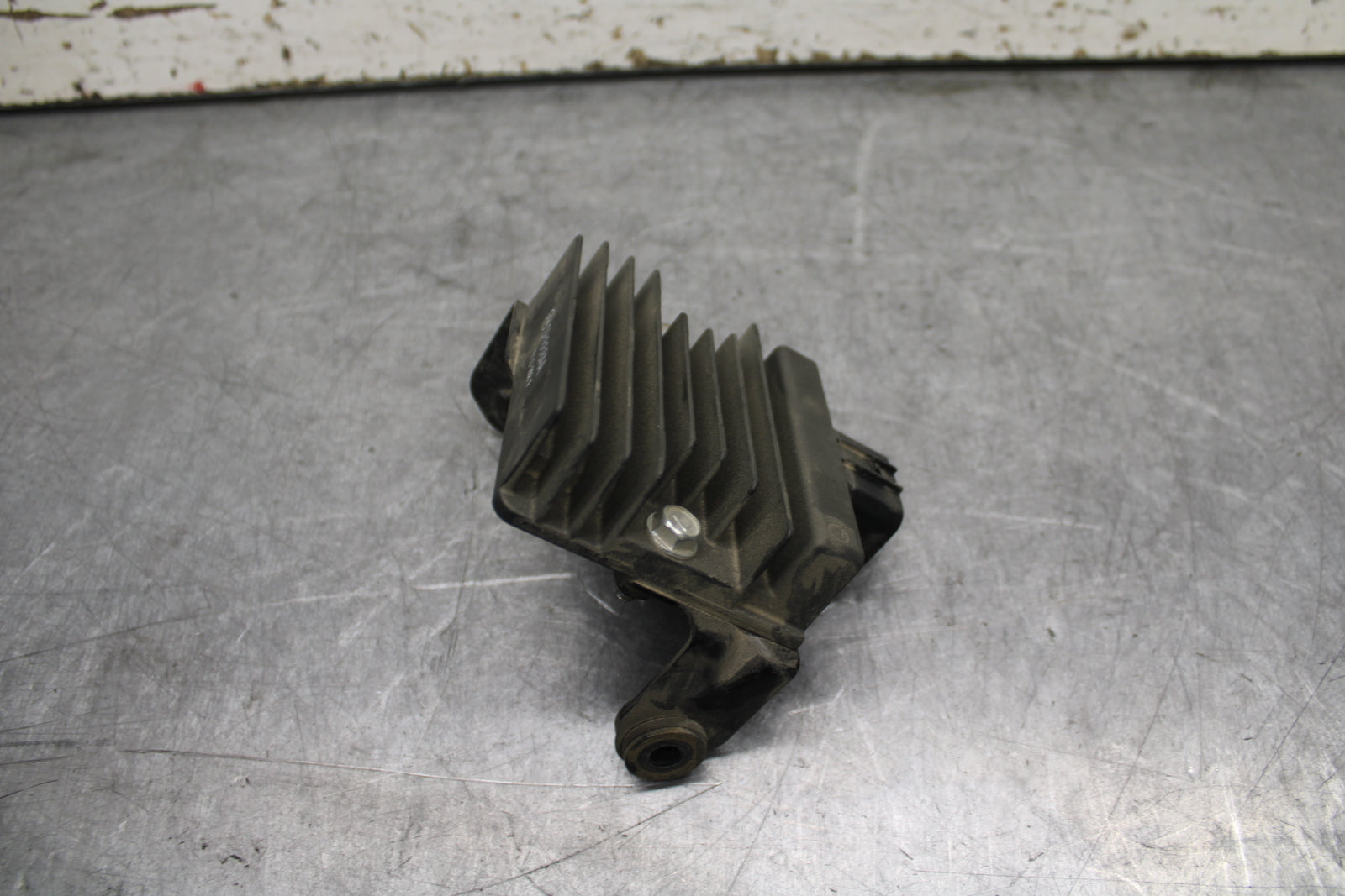 18-24 KAWASAKI NINJA 650 RECTIFIER VOLTAGE REGULATOR BB725