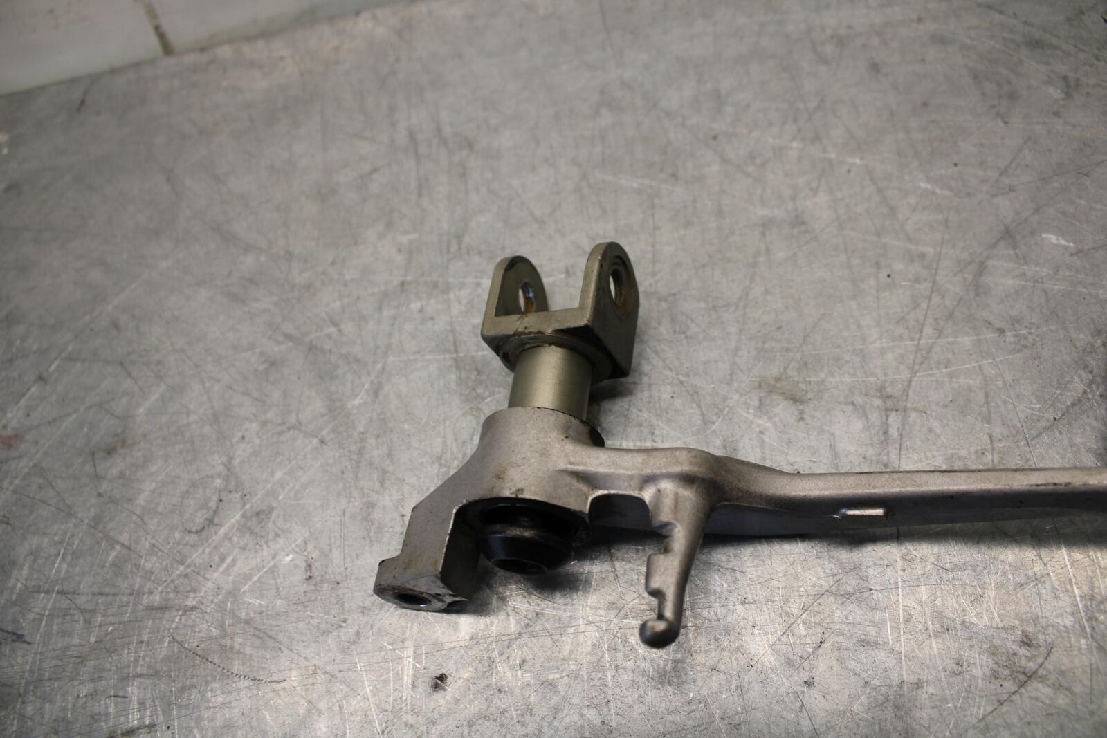 08-16 YAMAHA YZF R6 RIGHT REARSET BRAKE FOOT PEDAL 2C0-27211-00-00 BB436