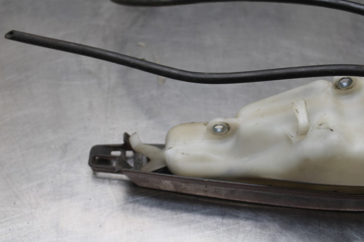 05 YAMAHA YZF R6 COOLANT WATER TANK RESERVOIR BOTTLE BB858